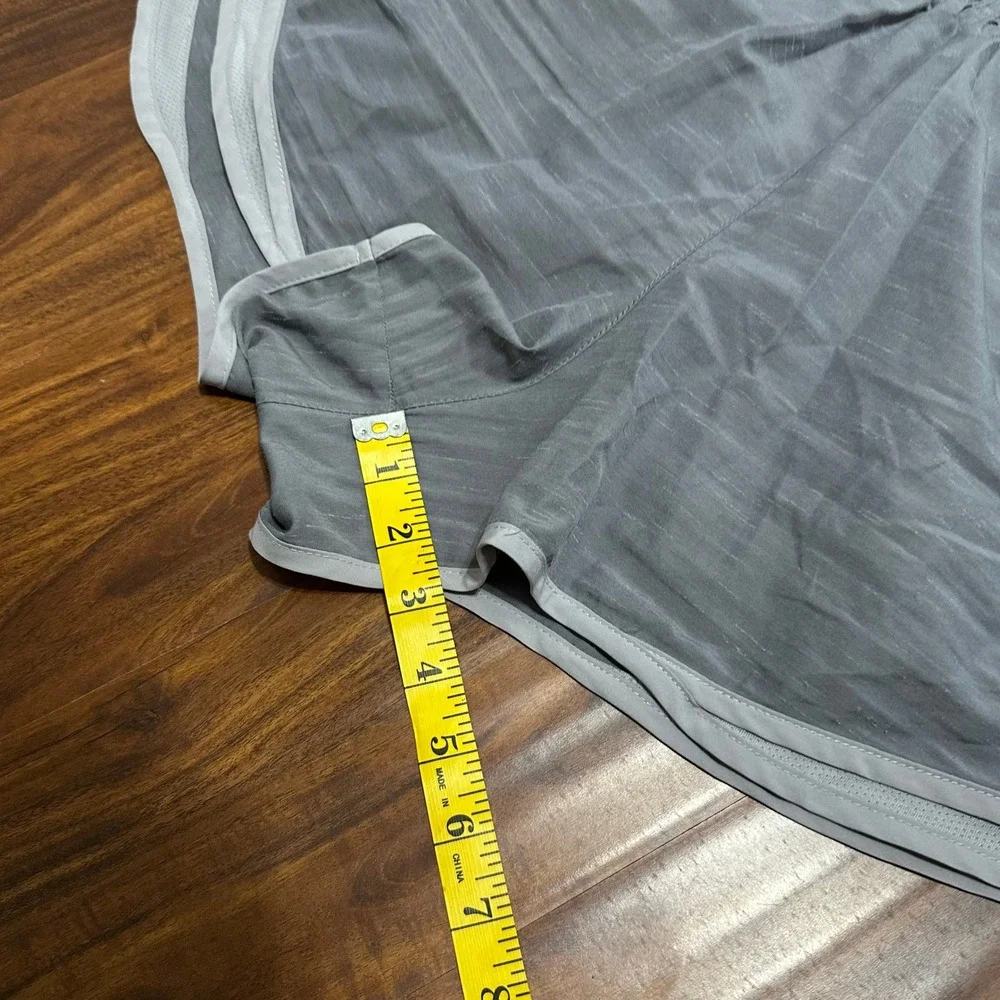 Nike Dri-FIT Tempo Running Shorts Gray Heathered Plus Size 1X Athletic Gym